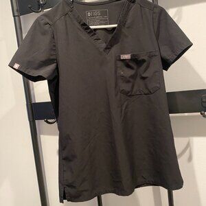 FIGS black scrub top